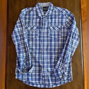 Men’s L/S 7 Diamonds Button Up. Size M